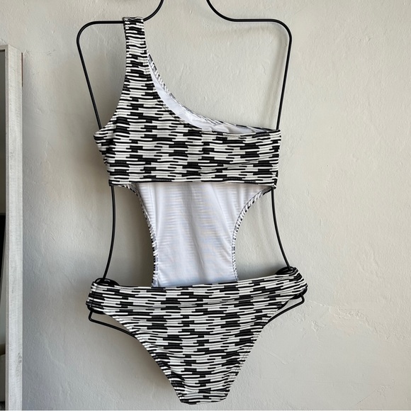 *NWT* Retro 60s Victoria Secret Monokini One Shoulder Bathing Suite Size S - Picture 4 of 5